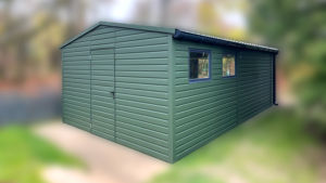 4x7m-es delux mobilgarázs nyeregtetővel, sötétzöld falakkal, 1db billenőkapuval, ajtóval, 2db ablakkal, szegélyekkel, ereszcsatornával, horganyzott vázszerkezettel, vízszintes lemezeléssel